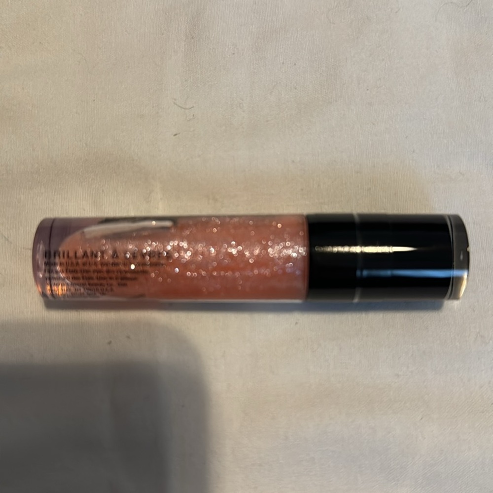 Victoria’s Secret get glossed lip shine stardust - Picture 3 of 4